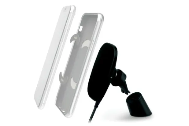 منصّة مغناطيسية للشحن اللاسلكي في السيارة