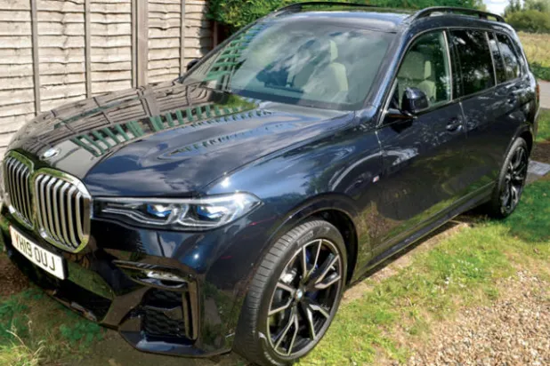 بي إم دبليو «إكس 7»