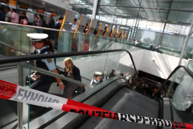مسافر ضل طريقه يتسبب بإلغاء 130 رحلة في مطار ميونيخ