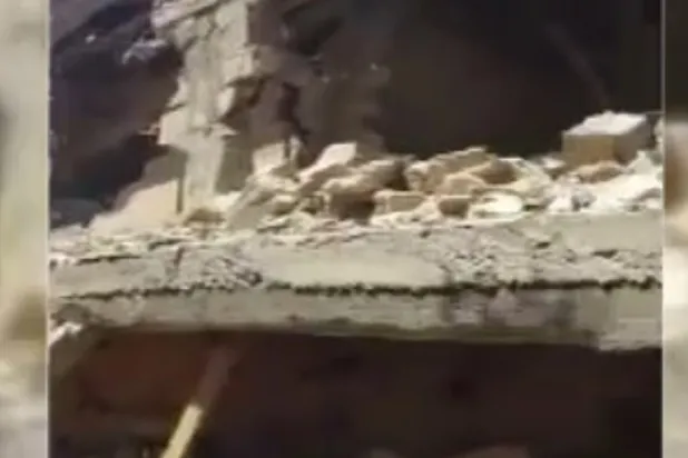 Mali'de 3 katlı bina çöktü: 12 ölü