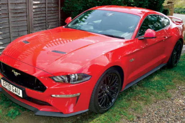 {فورد موستانغ} 2020