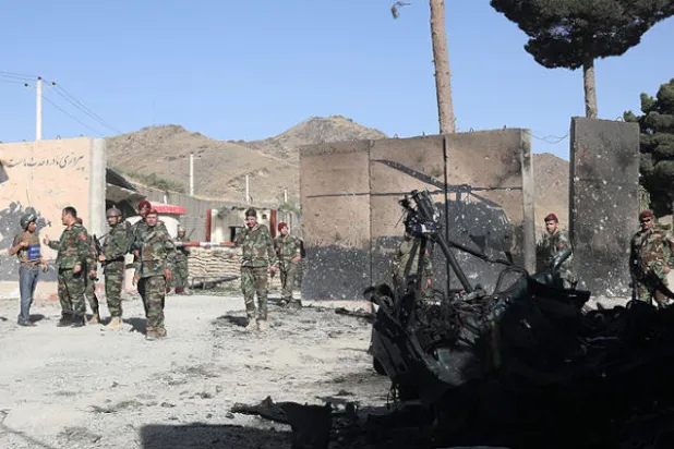 القوات الأميركية تكثف غاراتها على معاقل «طالبان»