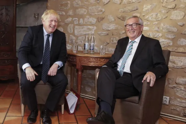 لقاء صعب يجمع جونسون ورئيس المفوضية الأوروبية بشأن «بريكست»