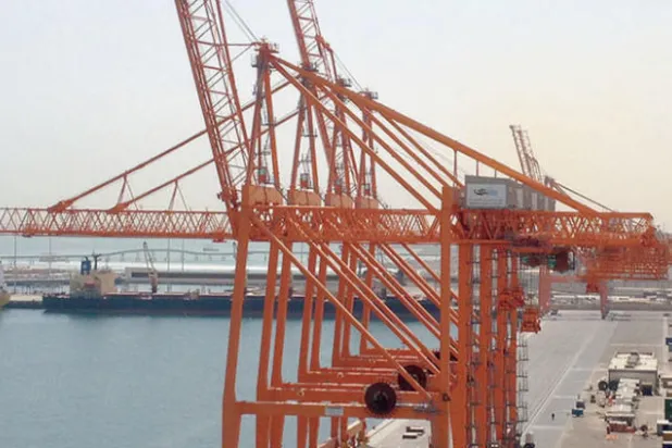 الكويت ترفع المستوى الأمني في موانئها النفطية والتجارية