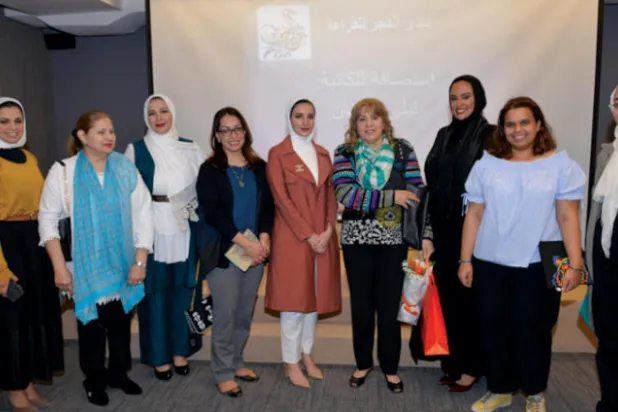 مباريات كرة قدم بين الأدباء والقراء