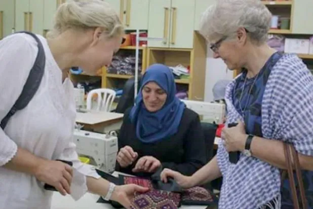 Deaf People in Gaza Excel at Traditional Professions, Break Social Barriers