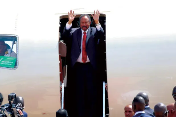 «الخبز والوقود»... إرث صعب للحكومة السودانية الوليدة