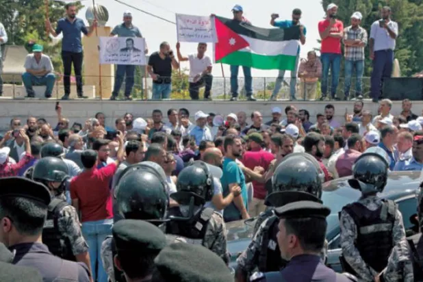 Ürdünlü öğretmenler ve öğrenciler okulları boykot ediyor 