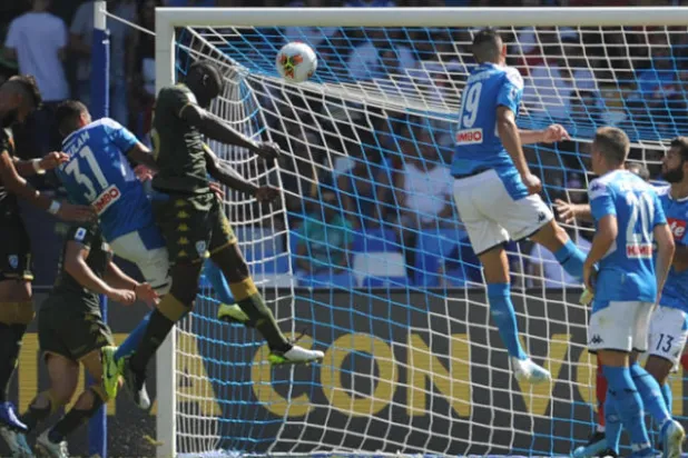 ماريو بالوتيلي يصالح الشباك من جديد