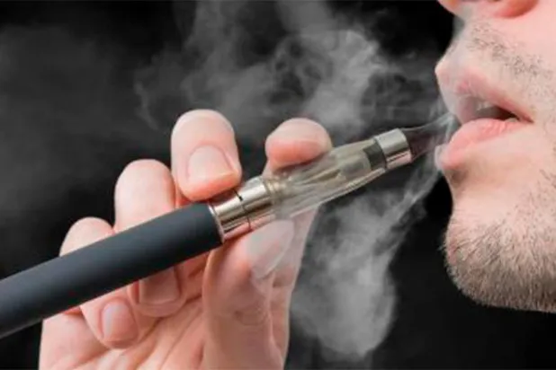 ارتفاع وفيات السجائر الإلكترونية في أميركا إلى 18 حالة