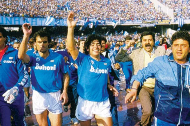هل «المافيا» كانت وراء خسارة نابولي للقب الإيطالي عام 1988؟