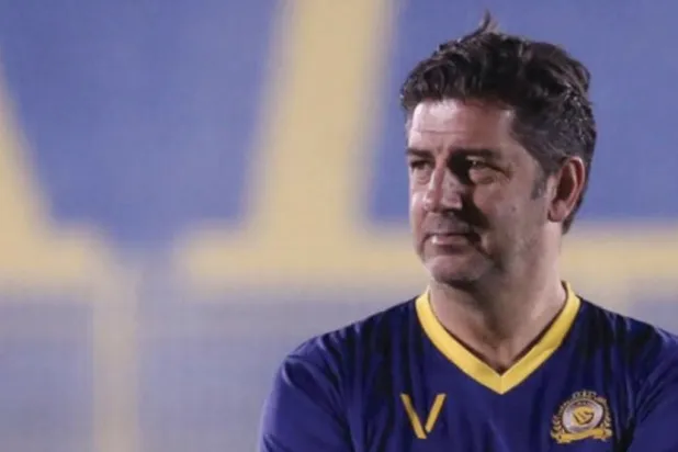 مدرب النصر منزعج من إصابة آدم وجهود مشتركة لإعادة موسى