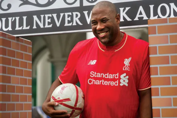 بارنز أكد أنه تعرض لكثير من العنصرية خلال مشواره مع ليفربول لكنه لم يتأثر
