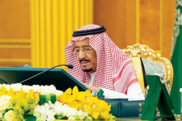 خادم الحرمين الشريفين لدى ترؤسه جلسة مجلس الوزراء (واس)