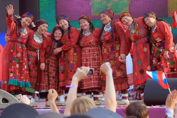 Eurovision’u sallayan Rus ninelerden biri yaşamını kaybetti