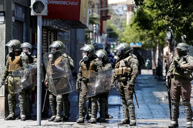 موجة جديدة من المظاهرات الحاشدة تعم مدناً تشيلية