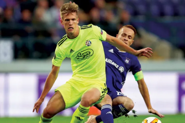 داني أولمو... غامر وترك برشلونة فأصبح من أبرز صانعي الألعاب الصاعدين في أوروبا