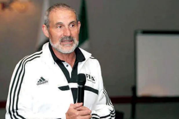 13 مليون دولار تكلفة الصافرة الأجنبية «الموسم الماضي»