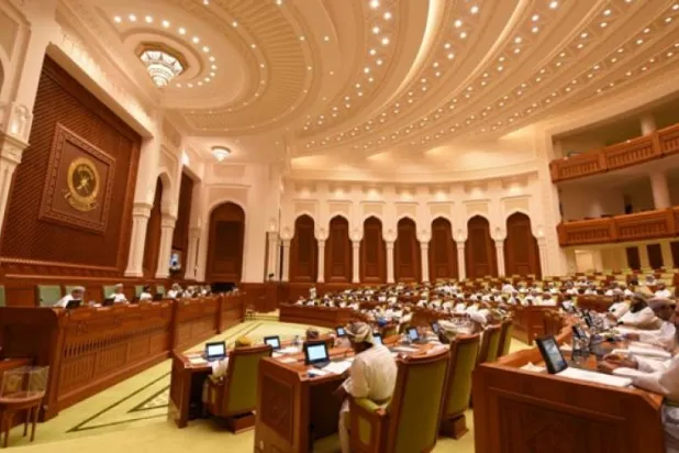 مجلس الشورى العُماني يعقد أولى جلساته وينتخب المعولي رئيساً