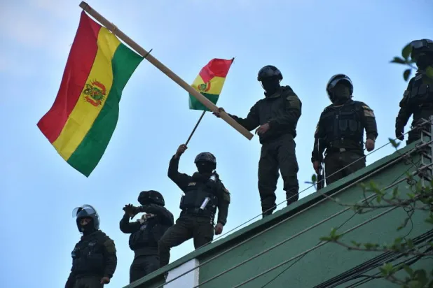 الرئيس البوليفي يندد بـ«انقلاب» بعد تمرد وحدات من الشرطة