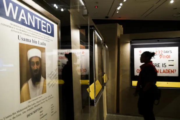 بالصور... مراحل ملاحقة أسامة بن لادن بمعرض في نيويورك