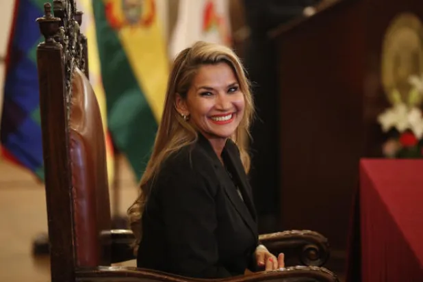 واشنطن تعترف بجانين آنيز رئيسة انتقالية لبوليفيا