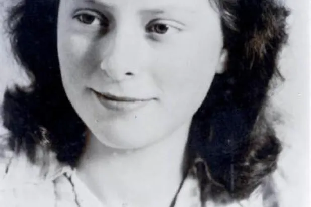 كتاب يكشف بطولة 3 هولنديات بـ«إغواء وقتل النازيين»