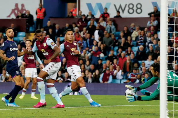 فابيانسكي من موضع سخرية في آرسنال إلى بطل وستهام