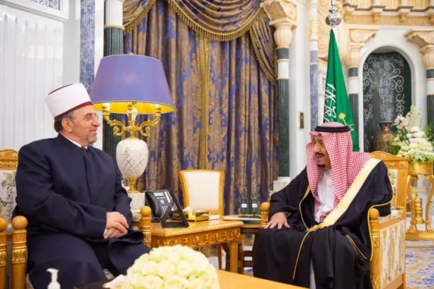 خادم الحرمين يعزز مفاهيم نشر الاعتدال مع مفتي كوسوفا