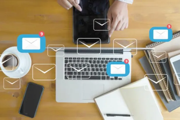 Texting or E-mail: Which Gives You More Secure Communication?