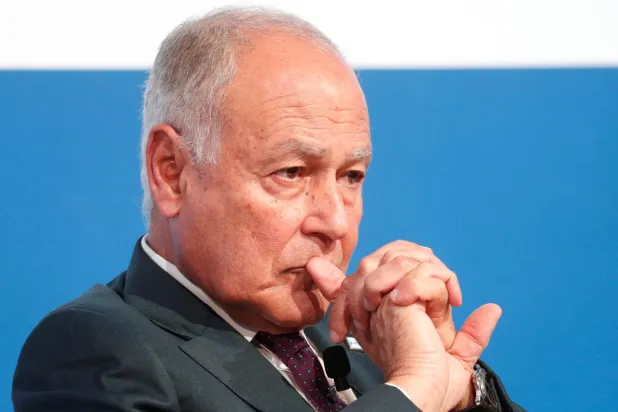 Arab League Condemns Iran for Handing Yemen Embassy HQ to Houthis