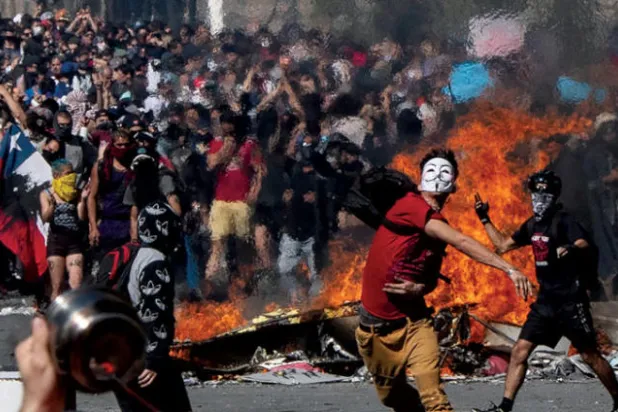 الأزمة التشيلية... «ثورة شباب» على إرث الديكتاتورية
