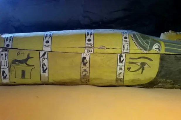 اكتشاف 3 توابيت فرعونية من «الأسرة الـ18» بالأقصر