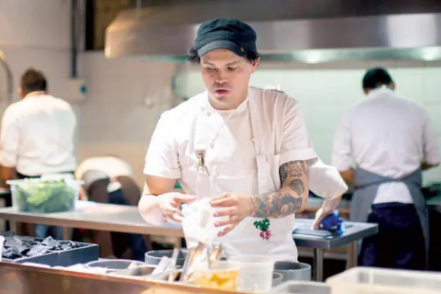 الشيف ألفارو استطاع أن يجعل من مطعمه عنواناً مميزاً للذواقة في بوغوتا