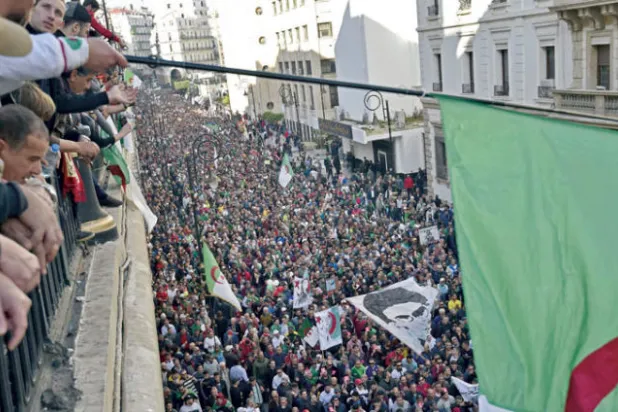 متظاهرون يدعون لـ«عصيان مدني» في آخر جمعة قبل «الرئاسية»