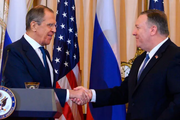 بومبيو ولافروف يشددان على أهمية الحوار رغم القضايا الخلافية