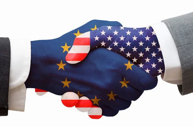 دراسة أوروبية تقترح «تجاوز الانقسام» والانفصال عن أميركا للتأثير في العالم العربي