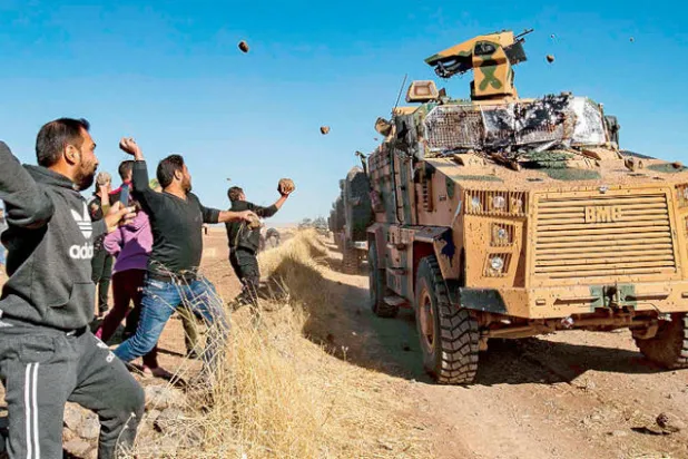 دورية روسية ـ تركية شرق الفرات عقب اتصال بوتين ـ إردوغان