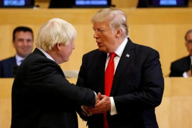 ترمب يهنّئ جونسون على فوزه «الرائع» في الانتخابات البريطانية