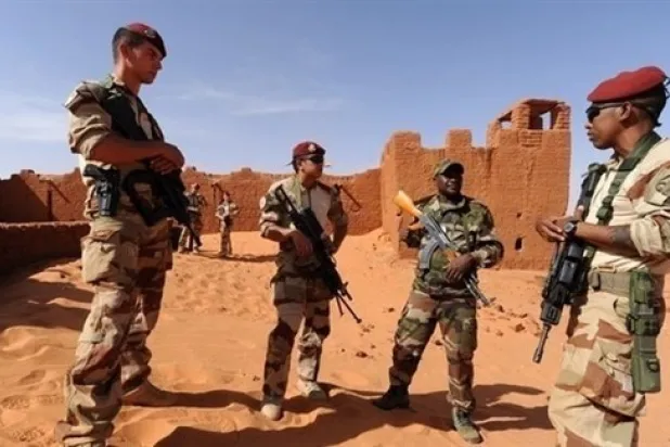 رئيس النيجر يؤكد تمسك بلاده بالوجود العسكري الفرنسي في الساحل