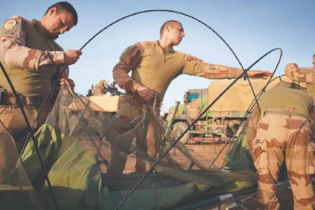 التحديات الأمنية تتصدر اهتمامات الرئيس الفرنسي في زيارته لساحل العاج والنيجر