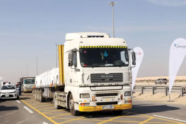 «فسح» تضاعف حركة الشاحنات بين السعودية والبحرين خلال عام
