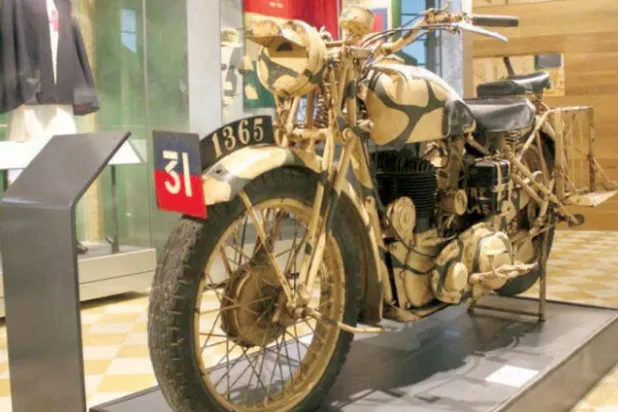 دراجة نارية تعود لفترة الحرب العالمية الثانية في مالطا