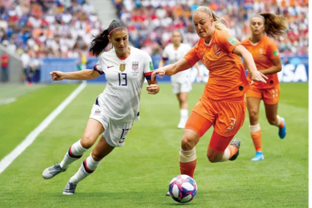 كرة قدم السيدات... الصورة ليست وردية تماماً