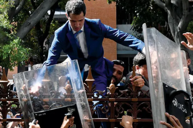 النظام الفنزويلي يقصي غوايدو عن رئاسة البرلمان