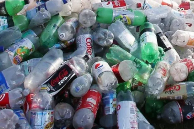 بنغلاديش وعاصمة إندونيسيا تحظران منتجات البلاستيك ذات الاستخدام الواحد