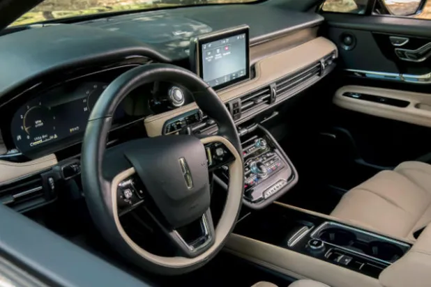 التصميم الداخلي به لمسات حديثة