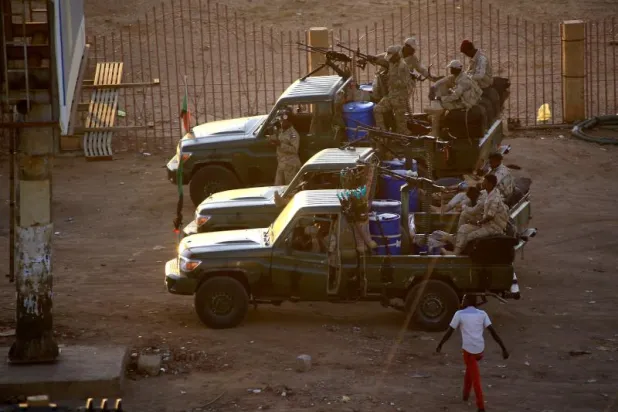 متمردو المخابرات السودانية... 16 ألف عسكري يتذمرون تحت ذريعة المكافآت