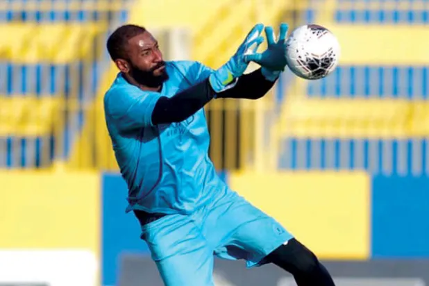 وليد عبد الله يطالب النصر بعرض أفضل