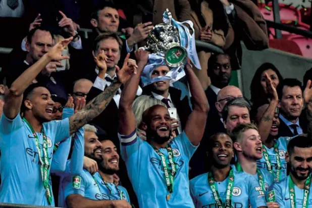 خورخي مينديز وكيل الأعمال الذي يمارس نفوذاً كبيراً في عالم كرة القدم